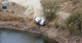 Tanak y Molder escapan de un Lago accidente en el lago