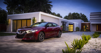 Nissan desarrolla tecnologías para mejorar el diseño sonoro de sus vehículos. 2016_nissan_maxima_01