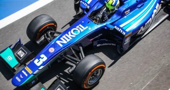 Leal noveno en la carrera uno de la GP2 en Silverstone, Inglaterra. B_31fUDCSs1QFt4iPPWa5nqUVVgK3n1lvMz_C4pKxjU