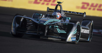 Panasonic Jaguar Racing vuelve a la pista en Argentina fer41701-resize-1024x682