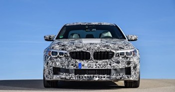 El nuevo BMW M5 con M xDrive. P90257488_lowRes_the-new-bmw-m5-with-