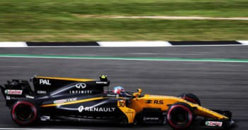 INFINITI en la F1™: Así contribuye INFINITI a la innovación dentro de la Fórmula Uno™. INFINITI en la F1: Así contribuye INFINITI a la innovación